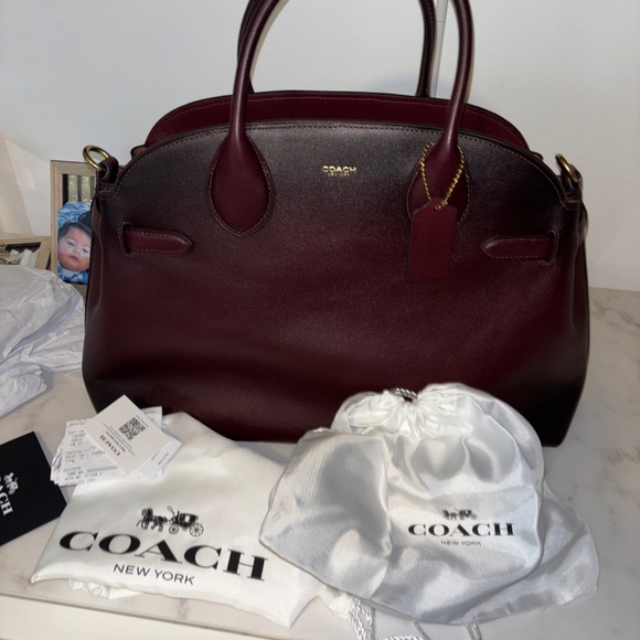 Coach empire 40 merlot NEW - Picture 1 of 10